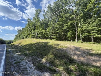 664 Catoosa Blvd, Crossville, TN 38558
