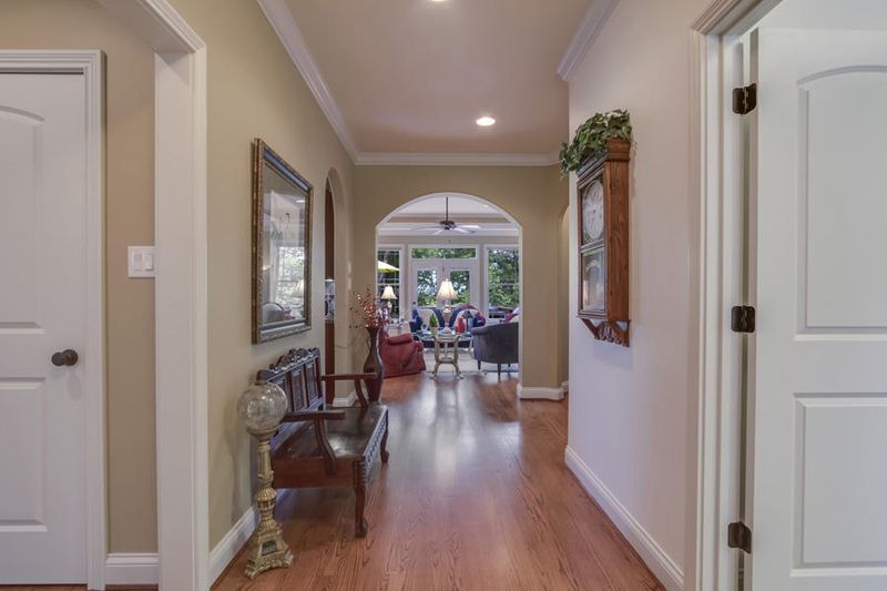 664 Mahoney Rd, Oliver Springs, TN 37840