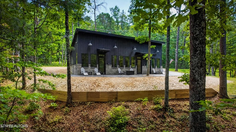 6640 Flats Rd, Tallassee, TN 37878