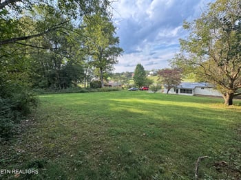 6650 E Andrew Johnson Hwy, Whitesburg, TN 37891