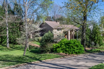 667 Kenesaw Ave, Knoxville, TN 37919