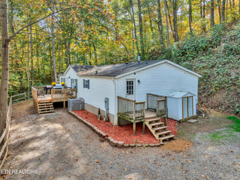 668 Self Hollow Rd, Rockford, TN 37853