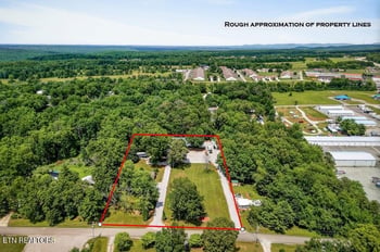 67 Woodlands Ct, Crossville, TN 38571