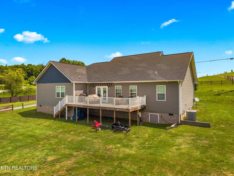 670 Jone Franklin Rd, Morristown, TN 37813