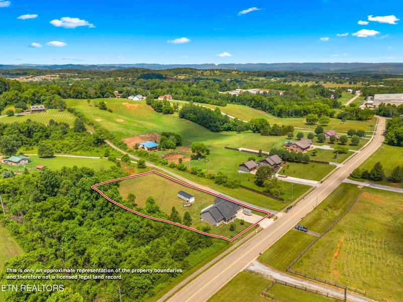 670 Jone Franklin Rd, Morristown, TN 37813