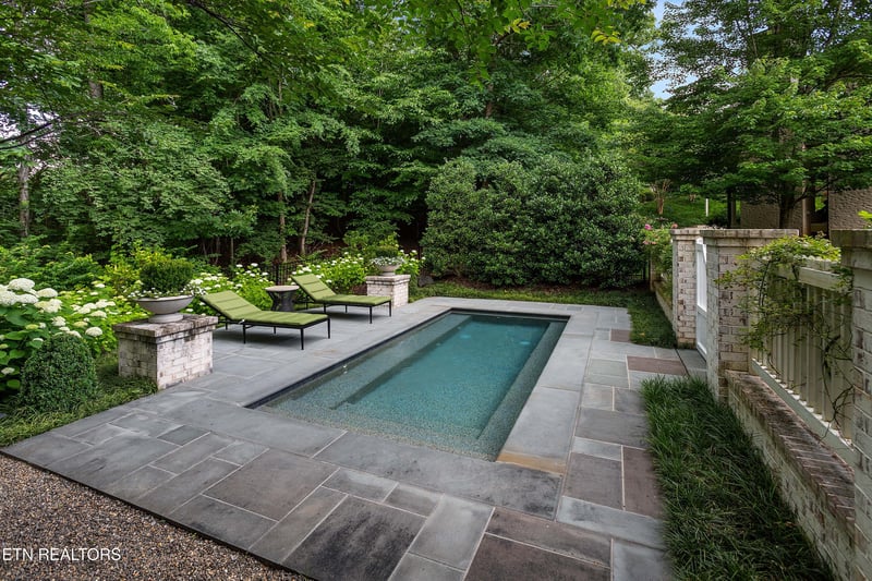6700 Birdstone Ln, Knoxville, TN 37919