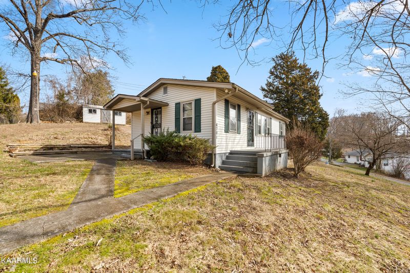 6701 Cate Rd, Knoxville, TN 37931