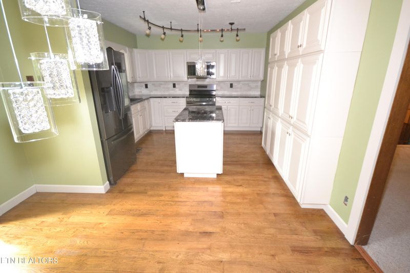 6703 Cate Rd, Knoxville, TN 37931