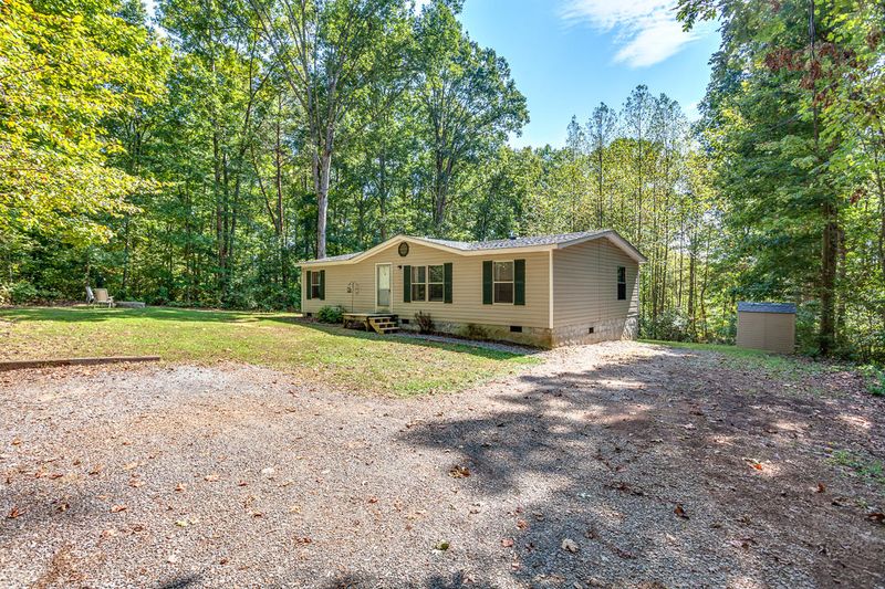 6712 Crye Rd, Maryville, TN 37801