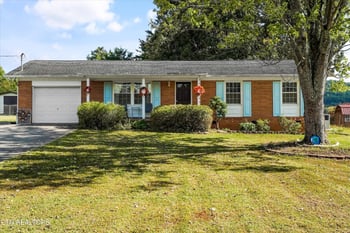 6712 Greenbrook Dr, Knoxville, TN 37931