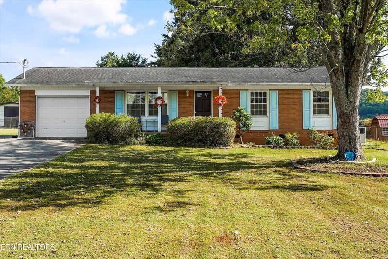 6712 Greenbrook Dr, Knoxville, TN 37931