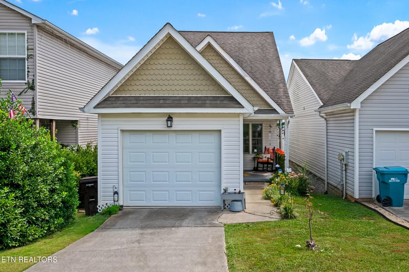 6712 Water Lilly Way, Knoxville, TN 37918