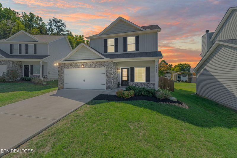 6713 Padgett Hill Ln, Knoxville, TN 37931
