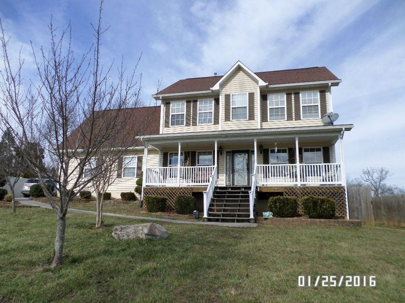 6717 Farmbrook Ln, Knoxville, TN 37918