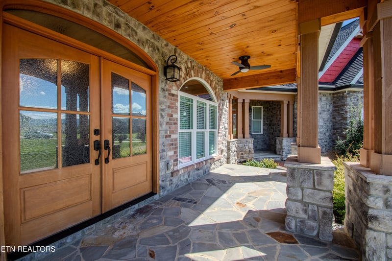 672 Winding Creek Way, Walland, TN 37886