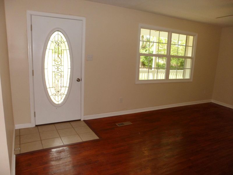 6723 Ridgeview Rd, Knoxville, TN 37918