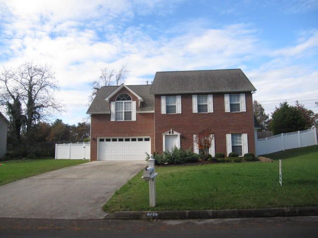 6725 Maple Creek Way, Knoxville, TN 37931