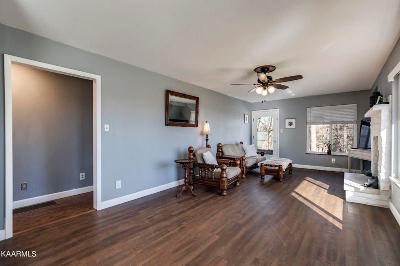 673 Chilhowee School Rd, Seymour, TN 37865