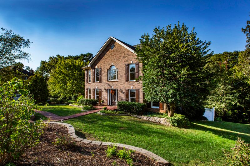 673 Tree Ridge Rd, Knoxville, TN 37922