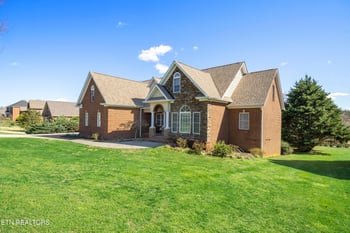 6736 Ingleside Ln, Knoxville, TN 37918