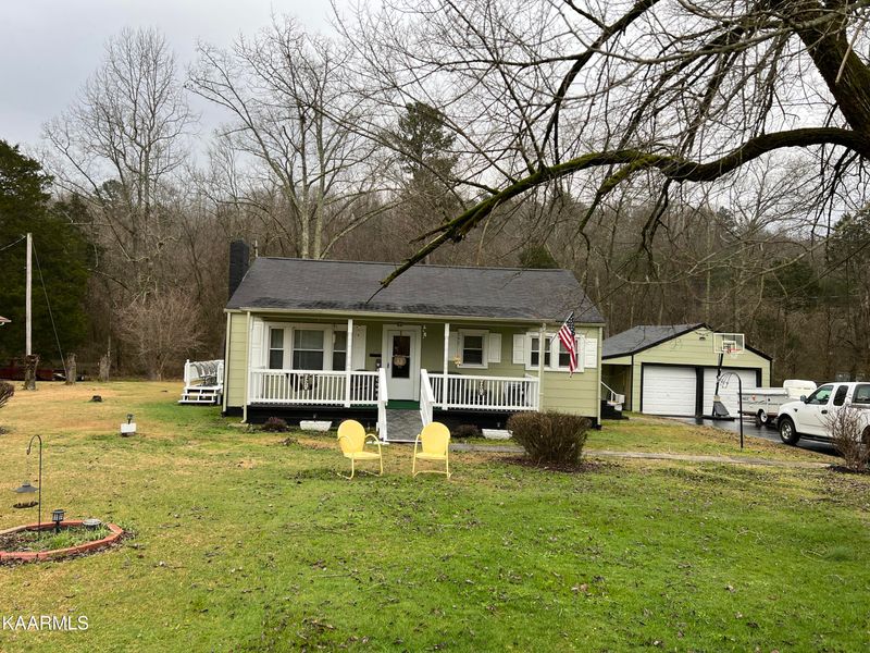 674 Gallaher Rd, Kingston, TN 37763