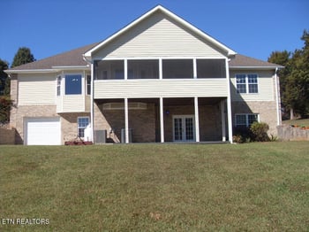 6742 Ridgeview Rd, Knoxville, TN 37918