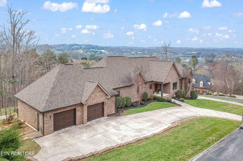 6743 Long Shadow Way, Knoxville, TN 37918