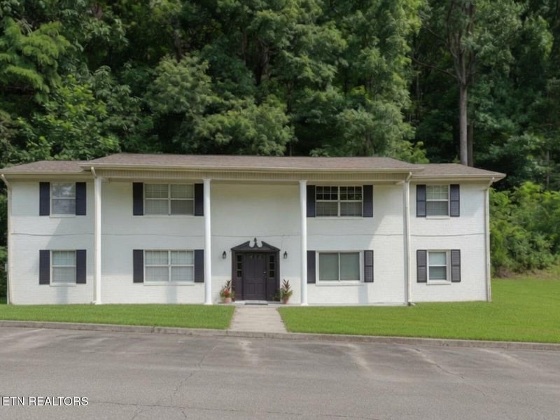 6745 Langston Dr, Knoxville, TN 37918