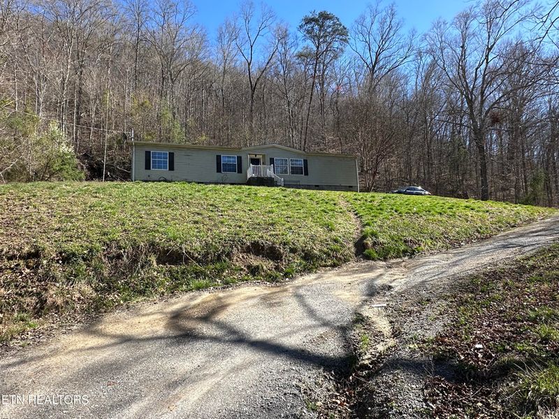 6745 Poor Valley Rd, Rutledge, TN 37861