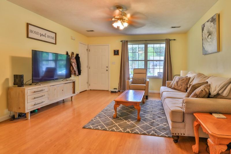 6746 Puritan Ln, Corryton, TN 37721