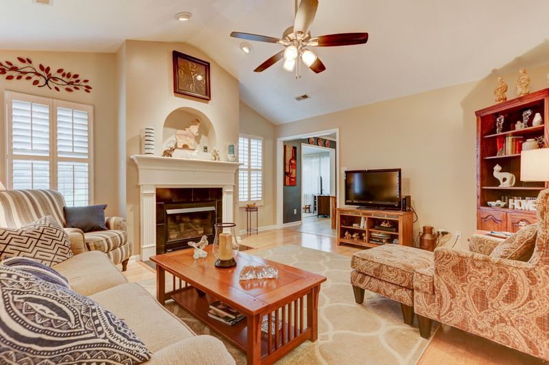 6759 Emerton Rd, Knoxville, TN 37918