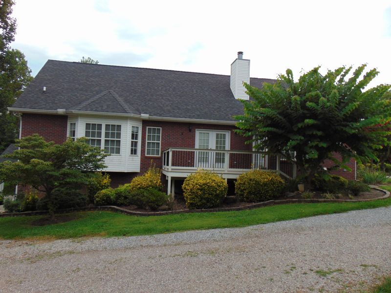 676 Hinkle Rd, Seymour, TN 37865