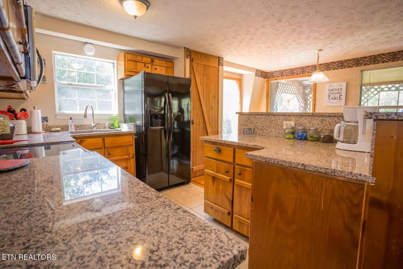 676 Rocky Flats Rd, Cosby, TN 37722