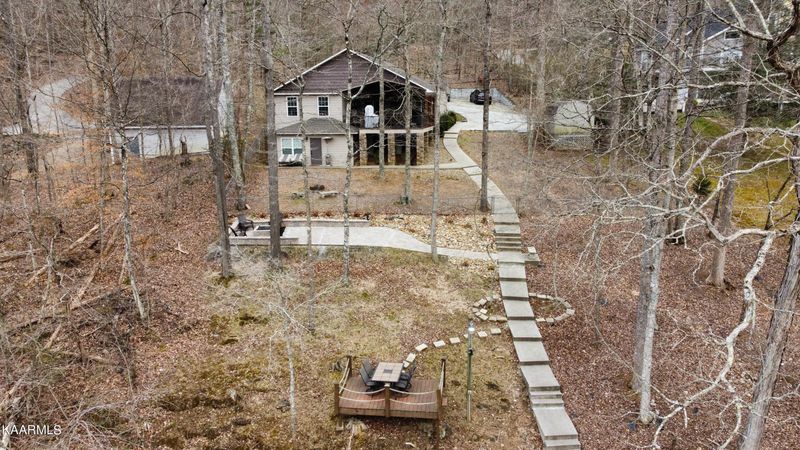 677 Yoakum Hollow Rd, Jacksboro, TN 37757