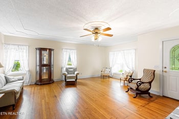 679 N Wright Rd, Alcoa, TN 37701