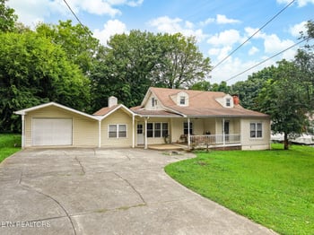 679 N Wright Rd, Alcoa, TN 37701