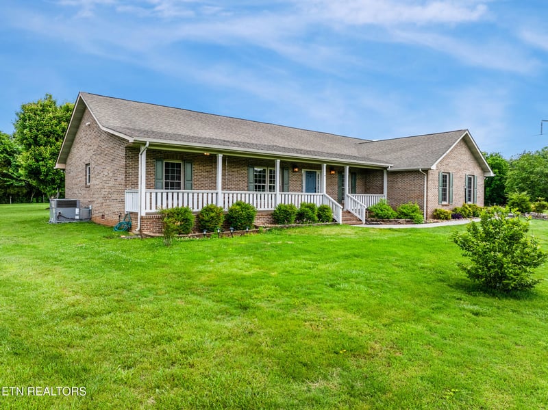 6799 Hickory Creek Rd, Lenoir City, TN 37771