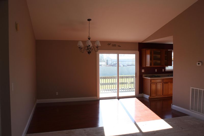 68 N Lowe Rd, Crossville, TN 38571