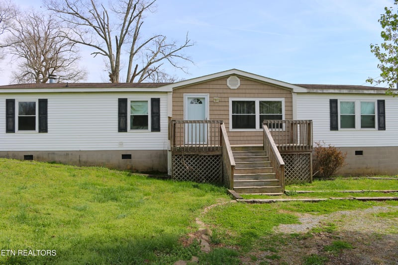 680 Forkners Chapel Rd, Sweetwater, TN 37874
