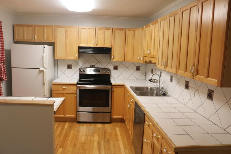 6805 Ellesmere Dr, Knoxville, TN 37921