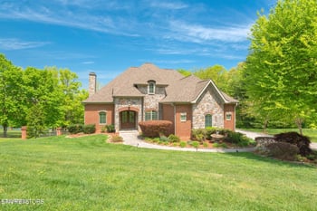 6808 Shadow Ridge Dr, Knoxville, TN 37918