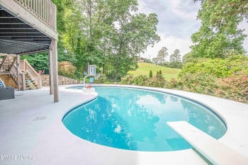 6809 Beaver Brook Dr, Knoxville, TN 37918