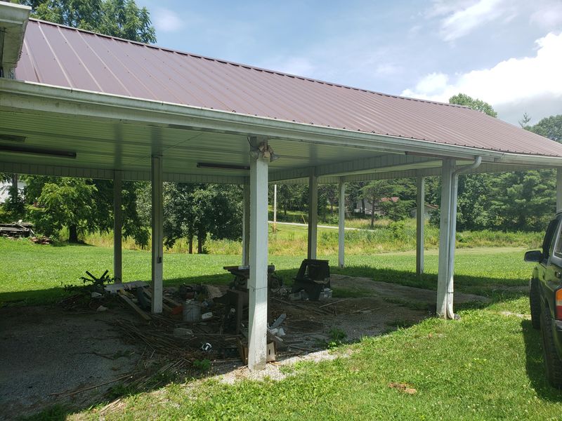 681 Slaven Ln, Oneida, TN 37841