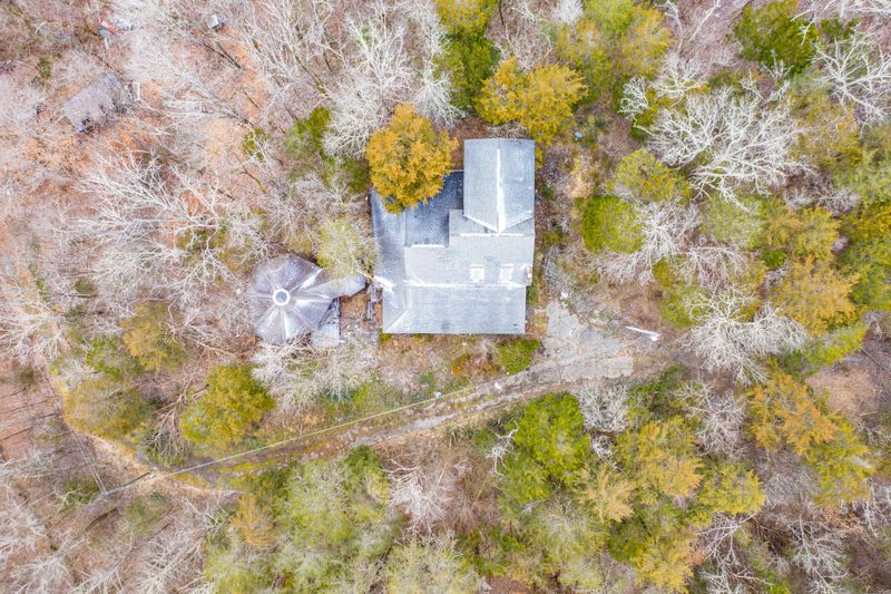 681 Whites School Rd, Sevierville, TN 37876