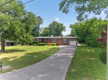 6810 Dorchester Dr, Knoxville, TN 37909