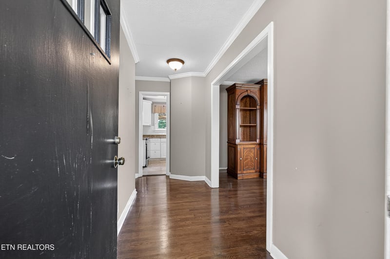 6810 Dorchester Dr, Knoxville, TN 37909
