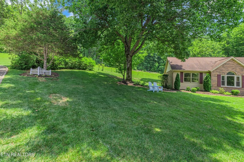 6811 Hunters Tr, Knoxville, TN 37921