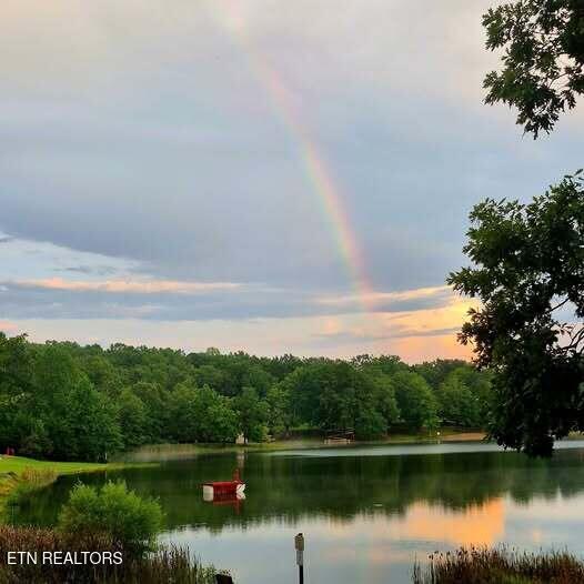 6814 Flats Rd, Tallassee, TN 37878