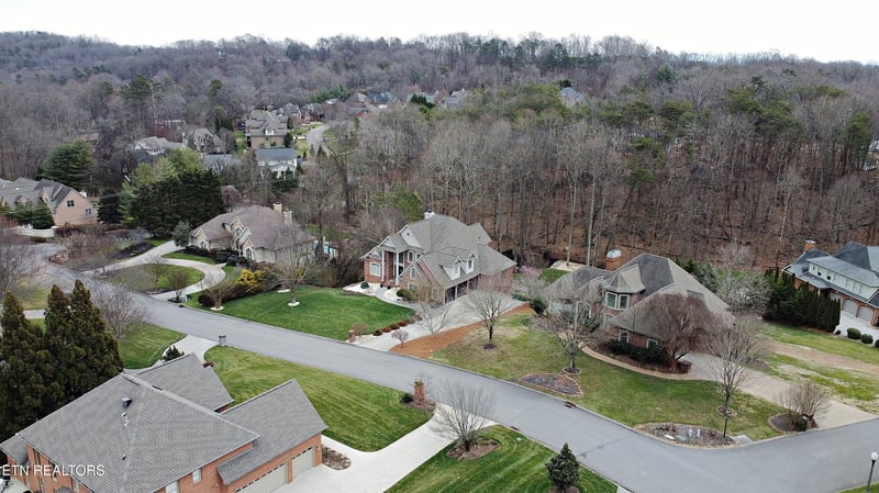 6820 Duncan Glen Dr, Knoxville, TN 37919