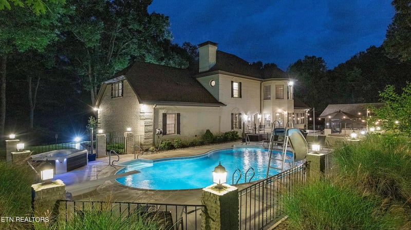 6821 Resolute Rd, Knoxville, TN 37918
